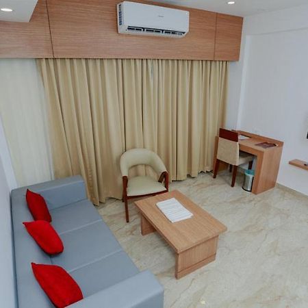 Kings Regency Кожикод Екстериор снимка