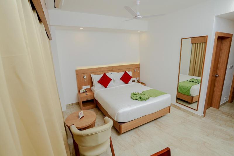 Kings Regency Кожикод Екстериор снимка